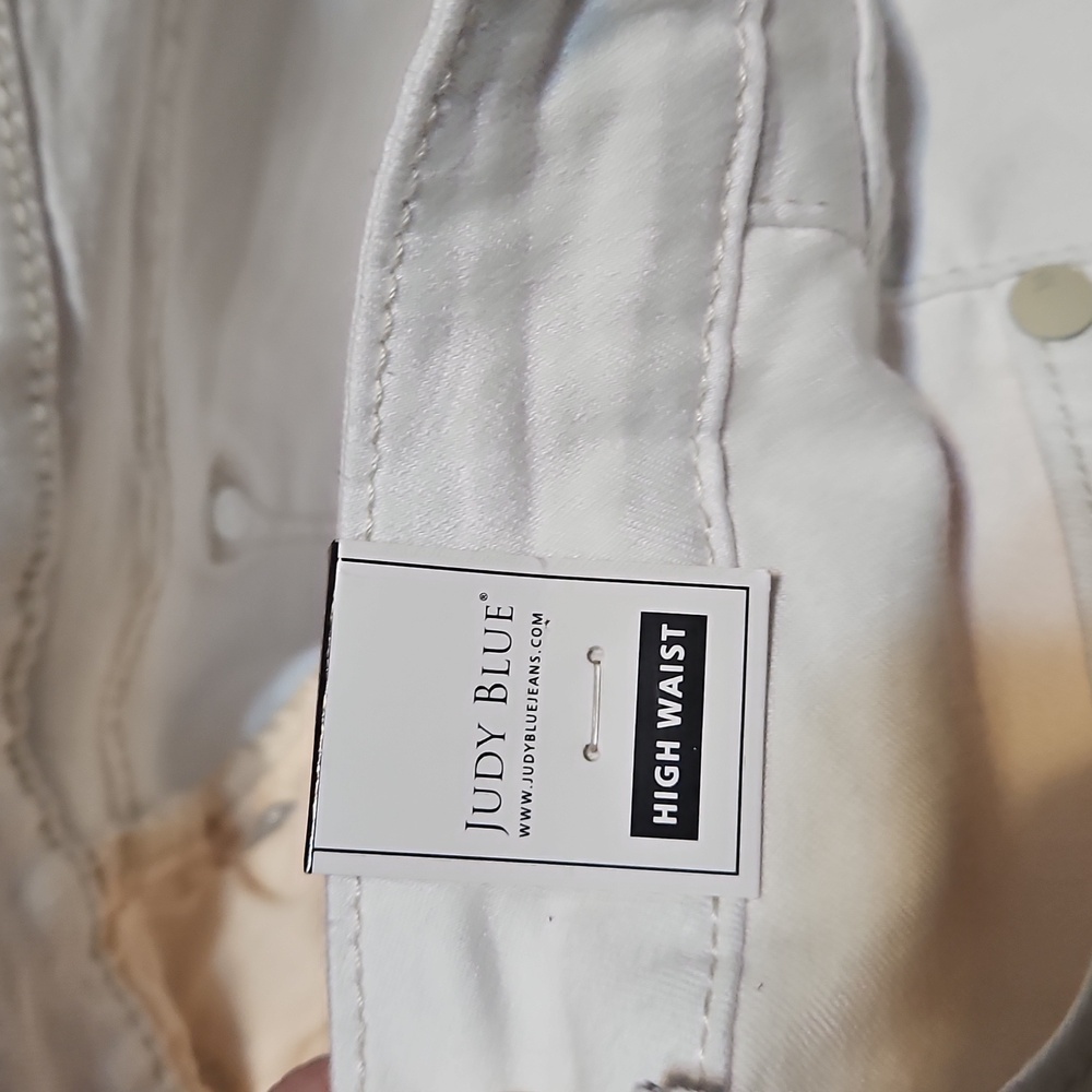 NWT Judy Blue White Skinny Fit High Waisted Denim Jeans With Destroyed Hems - Picture 11 of 14
